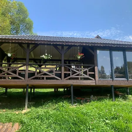 славний гуцул & чани джакузі *