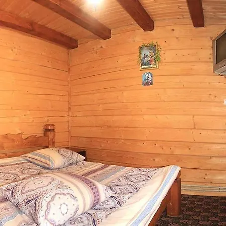 славний гуцул & чани джакузі Daire *