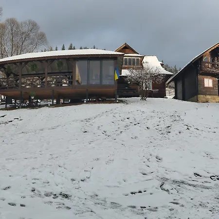 славний гуцул & чани джакузі Jablunyzja