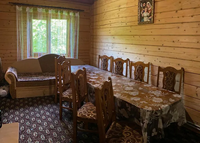 Апартаменты славний гуцул&спа чани джакузі *